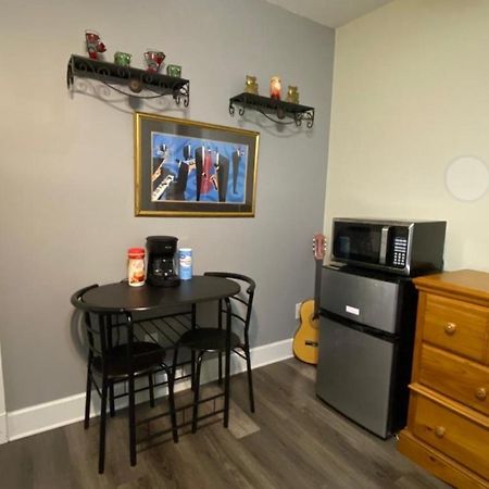 A Treasure Coast Gem- Private Entrance And Private Bathroom Port St. Lucie Exteriör bild