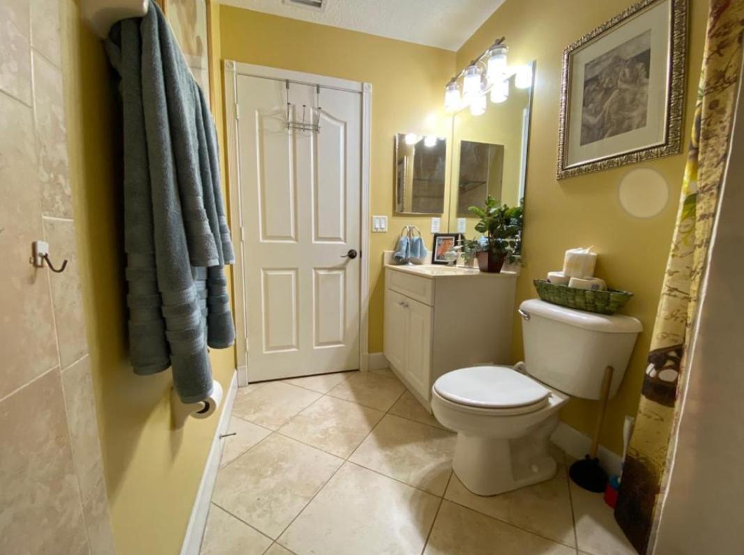 A Treasure Coast Gem- Private Entrance And Private Bathroom Port St. Lucie Exteriör bild