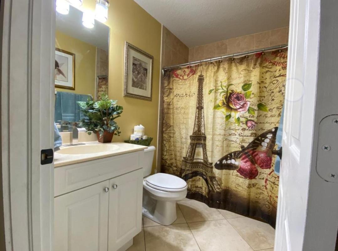 A Treasure Coast Gem- Private Entrance And Private Bathroom Port St. Lucie Exteriör bild